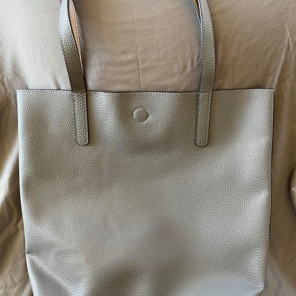 Brand new tote Gray and Taupe - Picture 1 of 2